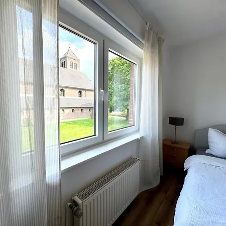 Huegelhaus - Gemuetliche Mit Balkon Emmerich