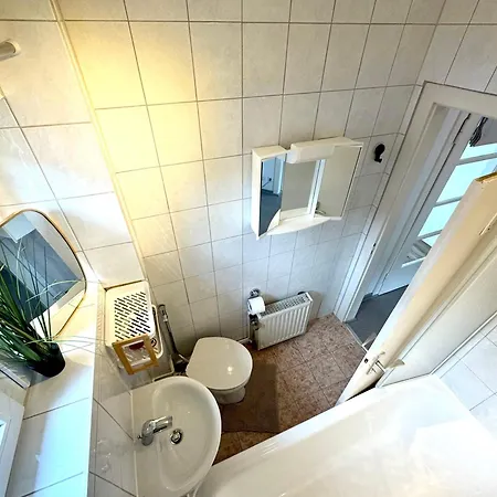 Huegelhaus - Gemuetliche Mit Balkon