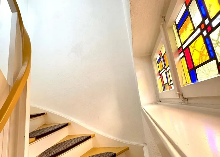 Huegelhaus - Gemuetliche Mit Balkon Emmerich